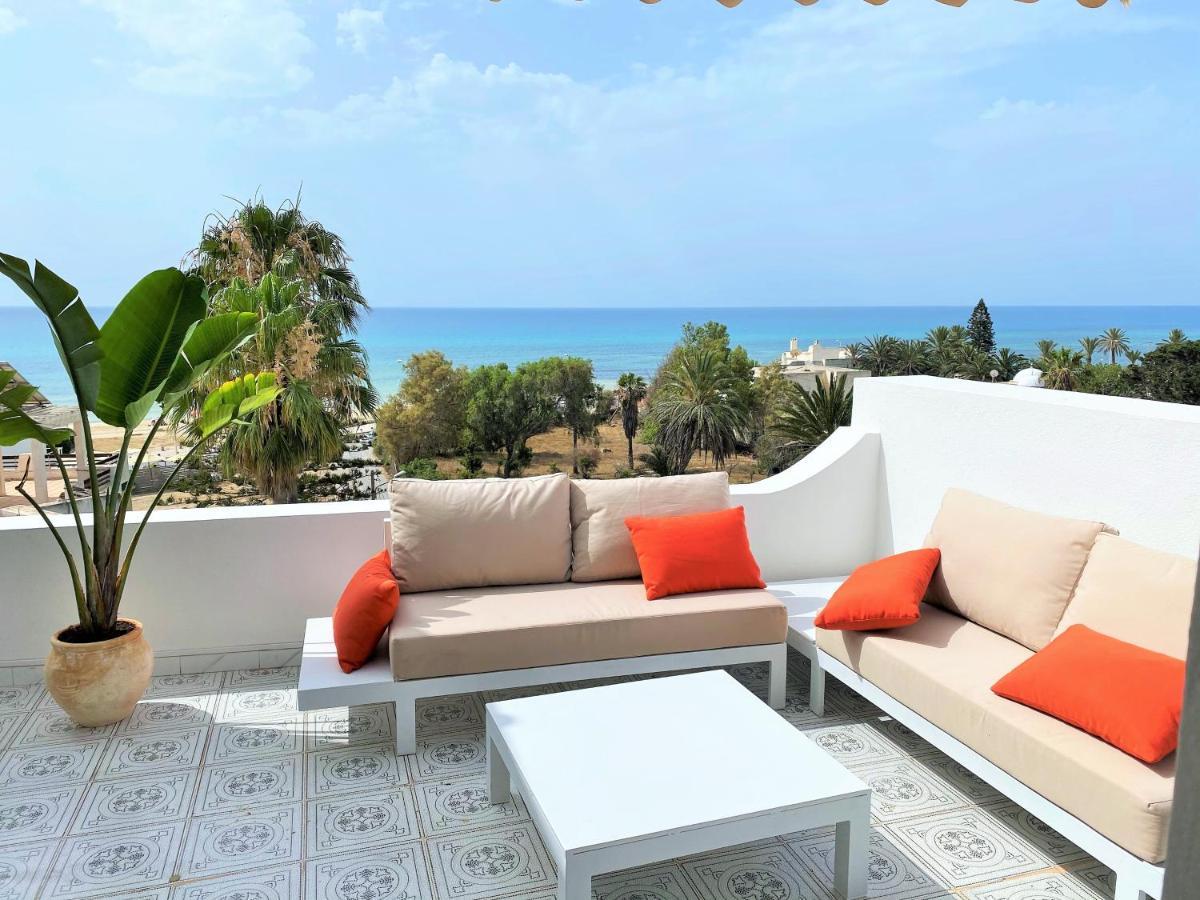 Roof Top Pied Dans L'Eau Panoramic View, 80 Meters From Seaside Apartment Hammamet Exterior photo